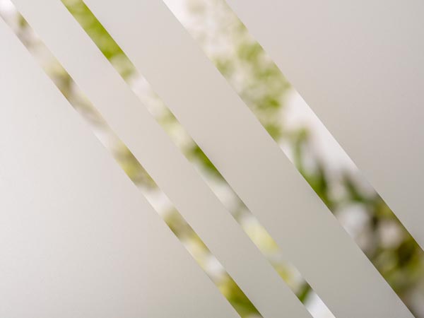 Satin Glass obscure sample with 3 clear lines across